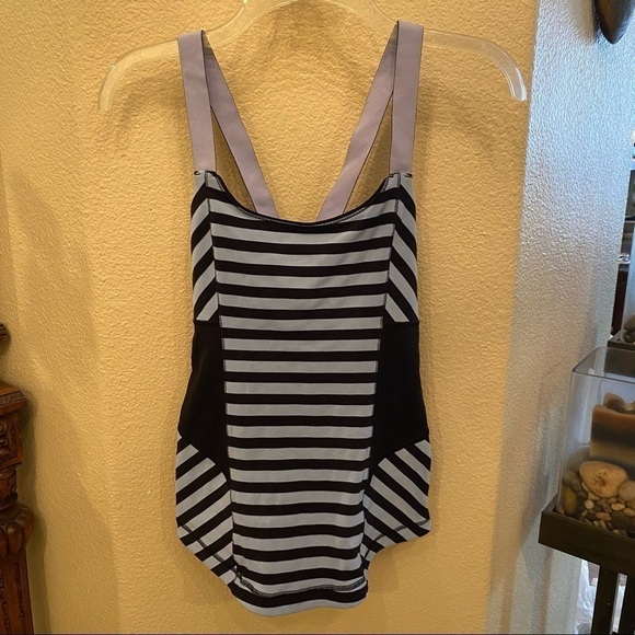 LULULEMON Striped Tank Top Size 8 - Picture 1 of 6